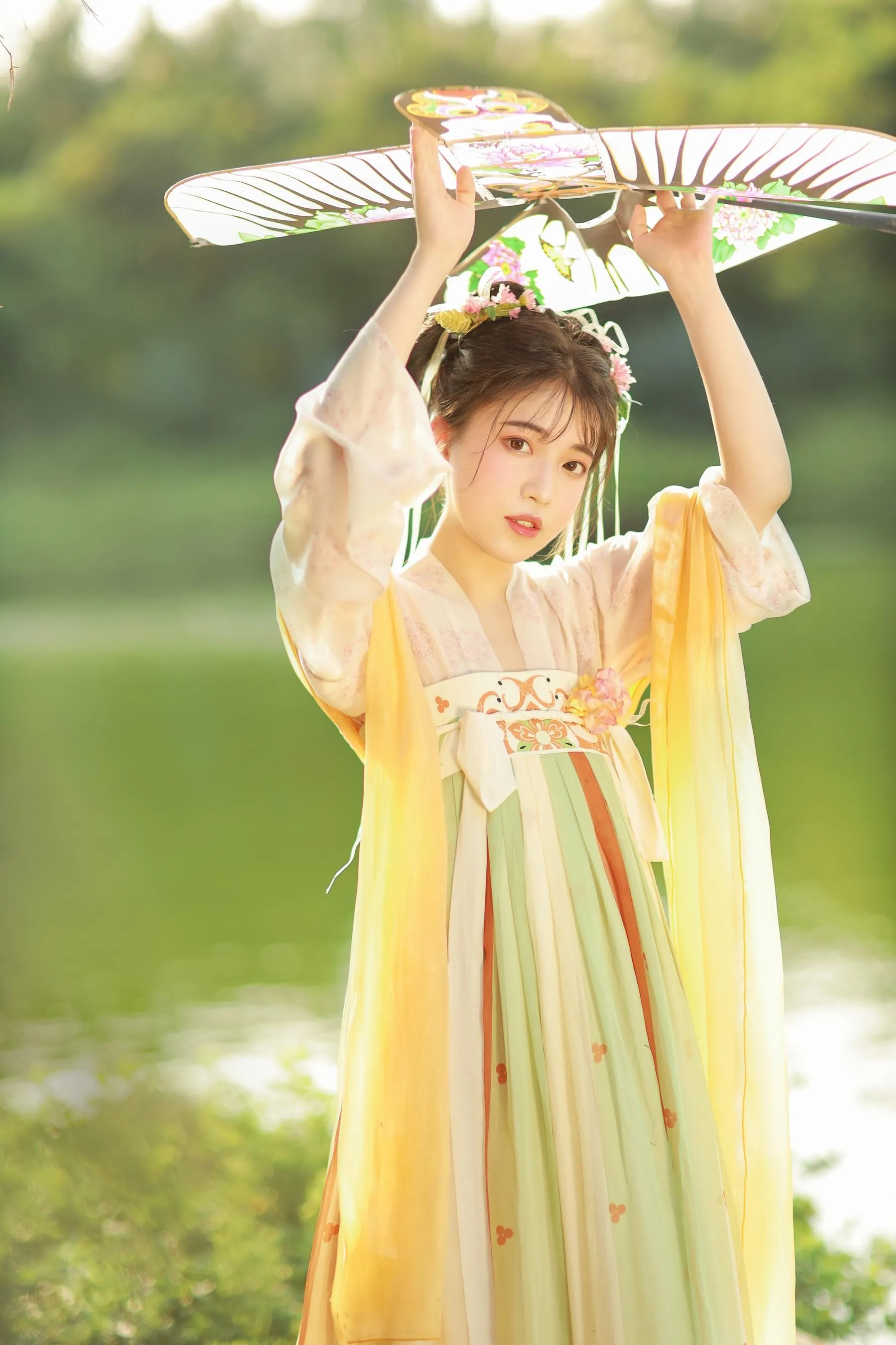 [艺图语] 2022.06.11 夏日少女 我超白_ [27P]插图3